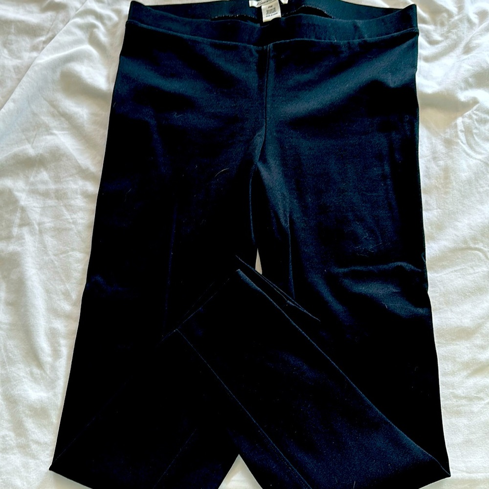 Black leggings